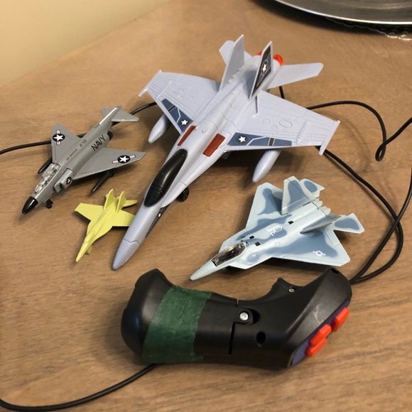 Bundle of Jet Air Force Navy Military Remote Control Play Toy Set - Picture 4 of 4